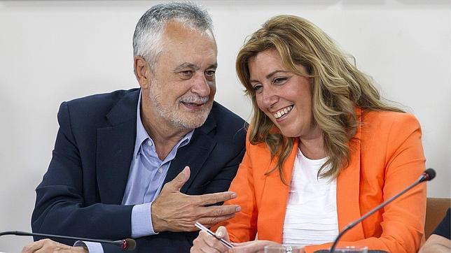 Griñán dejará la secretaría general del PSOE a Susana Díaz este otoño