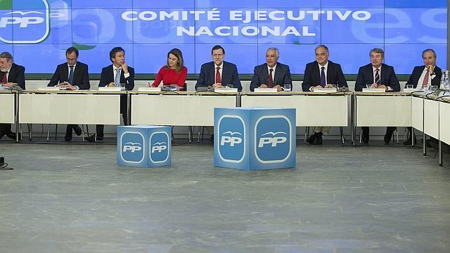 El PP convoca el Comité Ejecutivo Nacional en pleno debate sobre financiación