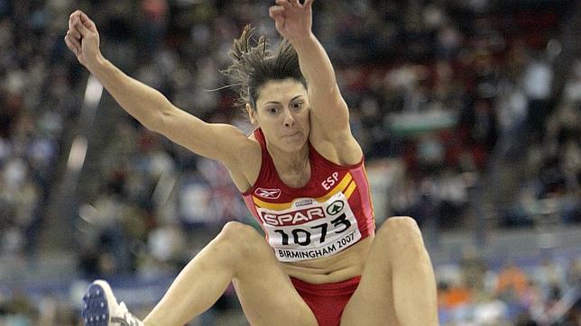 Concha Montaner ya es de bronce