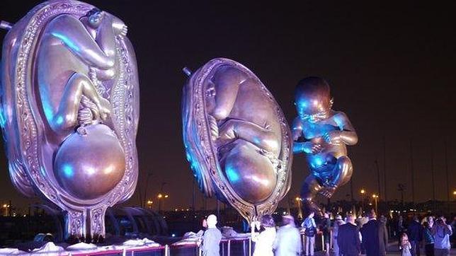 Las nuevas esculturas anatómicas de Damien Hirst