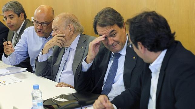 El «caos» de una coalición CiU-ERC para las elecciones europeas