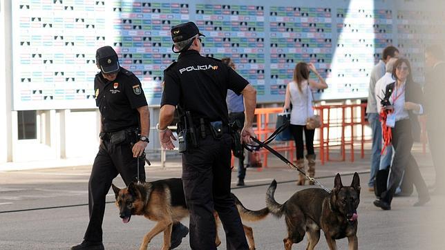 Tres heridos, dos de ellos graves, al explotar un generador en el estadio del Mallorca