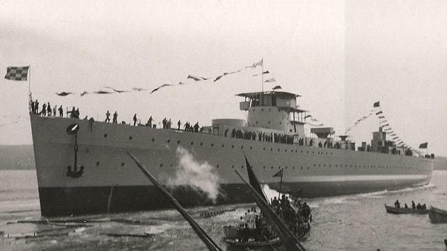 La encarnizada tragedia del «Baleares», el buque militar torpedeado por la República