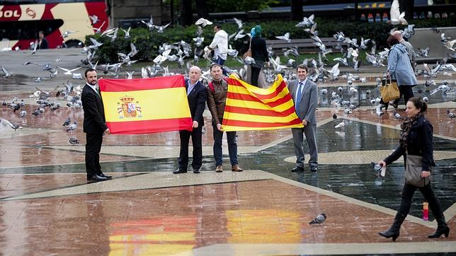 La Cataluña constitucional saldrá hoy a la calle en Barcelona
