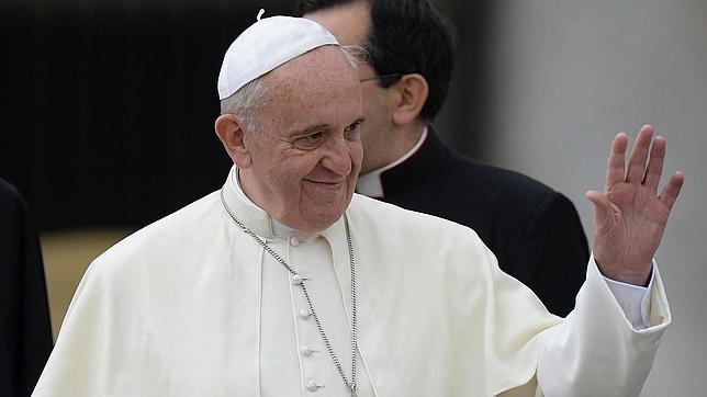 El Papa asegura que «sufre» cuando ve a las mujeres «reducidas a la servidumbre»