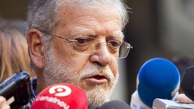 No deja de dar declaraciones tácitas sobre la vida política, pero Rodríguez Ibarra, el expresidente socialista de la Junta extremeña, se retiró por una afección cardiaca hace cinco años