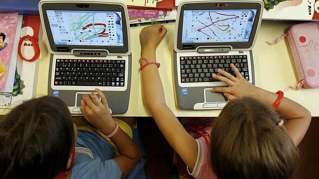 La tecnología llega al aula de clases en la feria Simo Network 2013