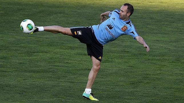 Iniesta: «Mi sitio es el Barça»