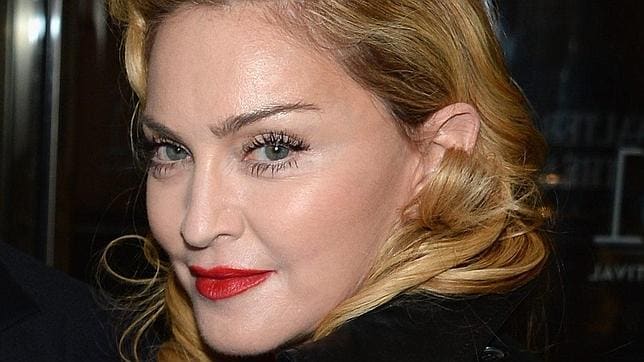 Madonna, vetada en una sala de cine por usar demasiado el móvil