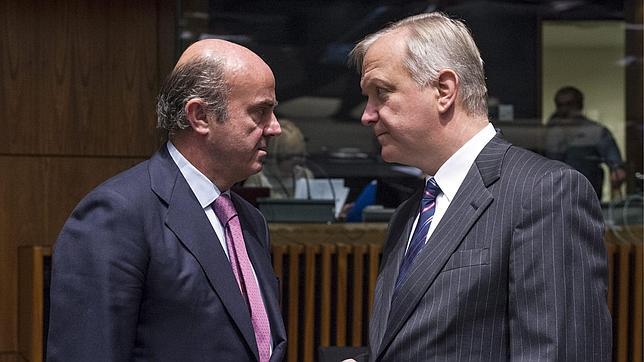 Guindos: «La recuperación todavía es muy suave y modesta, hay que fortalecerla»