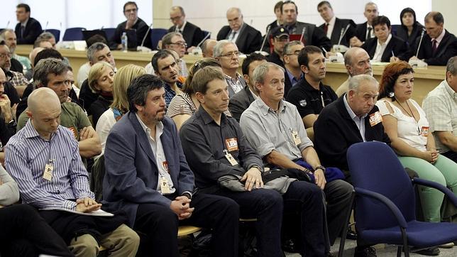 La defensora del Pueblo acude al juicio de las «herrikos» en «solidaridad con las víctimas»