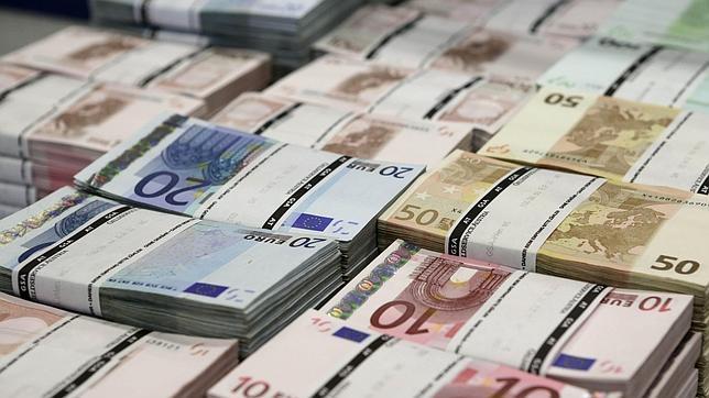 Cataluña podría usar el euro, pero no decidir sobre él