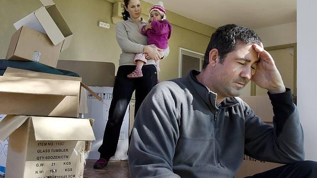 ¿De qué se privan las familias españolas para sobrevivir a final de mes?