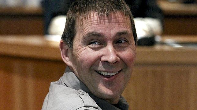 El Parlamento vasco pide la inmediata excarcelación de Arnaldo Otegi