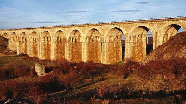 Puente de los Once Ojos de Soto del Real