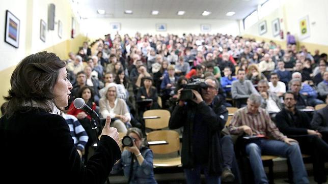 Iglesias (EU) propone compartir su escaño frente a un AGE inflexible