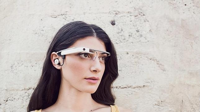 La versión comercial de Google Glass ya está en camino