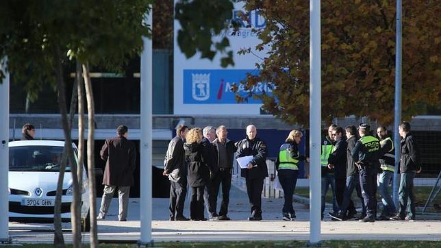 El juez imputa al empleado de Seguriber que abrió un portón por el que entraron 2.500 personas