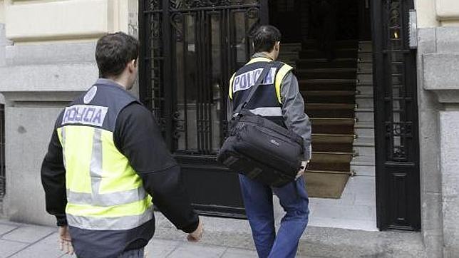 La Policía vigilará temporalmente el portal de la casa de Luis Bárcenas