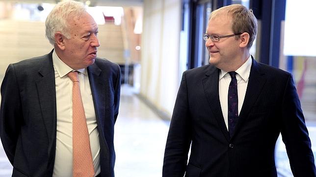 Margallo: «No tengo constancia de las actuaciones que ha realizado el CNI»