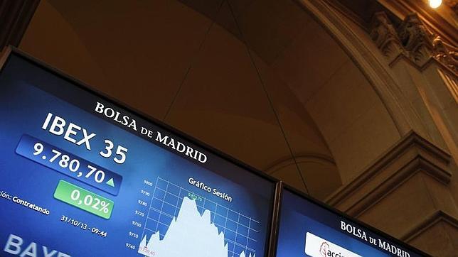 El bono español a diez años cierra por debajo del 4% por primera vez desde 2010