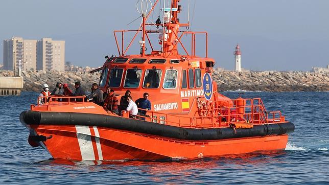 España intercepta en los últimos seis meses más de 3.200 inmigrantes irregulares