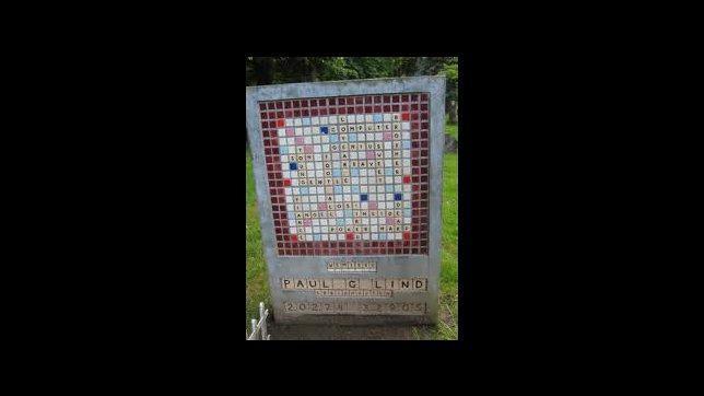 La lápida de Paul G. Lind