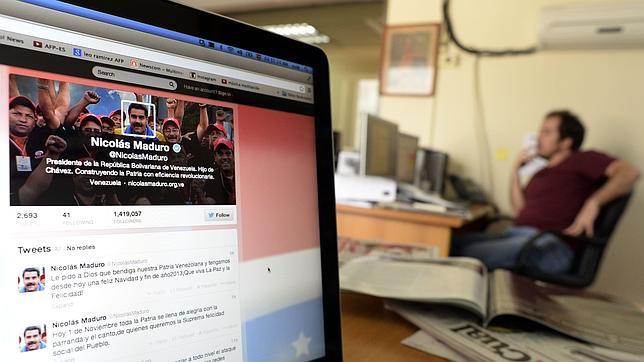 Maduro propone librarse de Twitter pero no puede vivir sin la Red