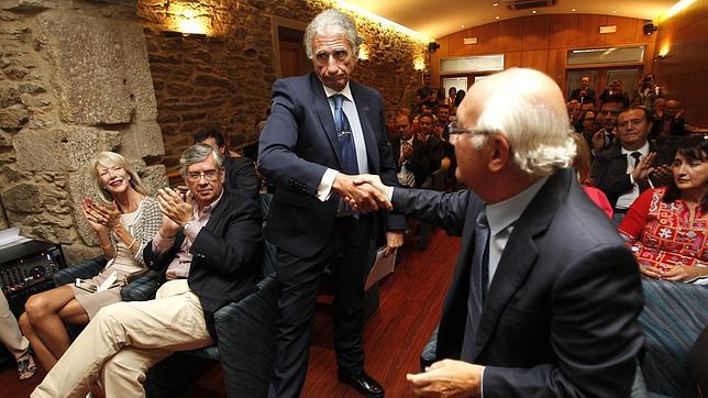 Fontenla pone la nota discordante en el apoyo de la CEG al «plan Castellano»