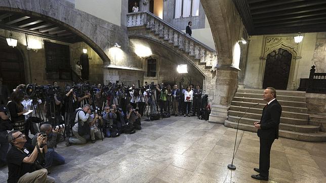 Fabra: «El cierre de RTVV es la decisión más dura de mi mandato pero es innegociable»