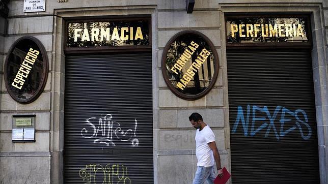 Las farmacias secundan masivamente la huelga y piden a Montoro que concrete  el pago