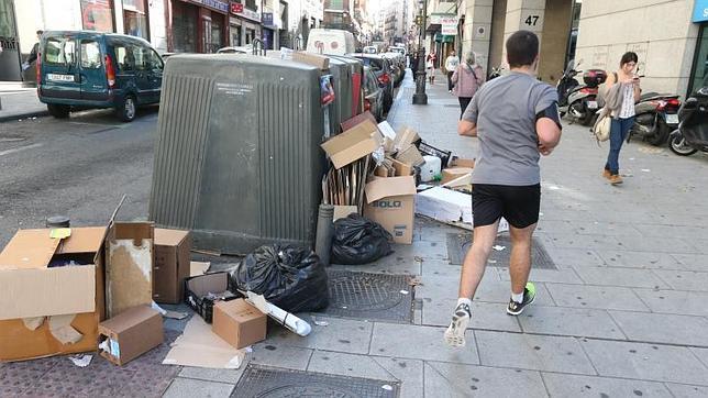 El Ayuntamiento de Madrid multa también a las empresas de limpieza en octubre por falta de calidad