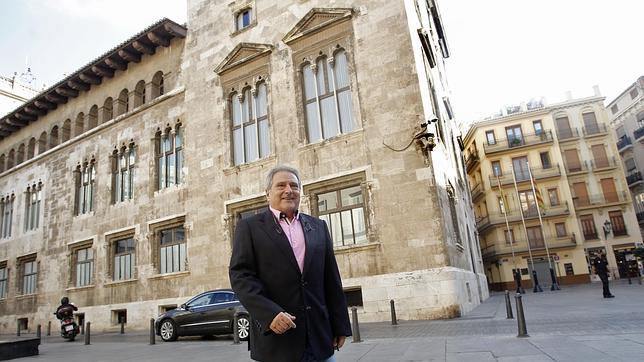 Rus: «¿Cuántas veces he salido yo en Canal 9?»