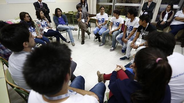 Jóvenes que piensan en grande