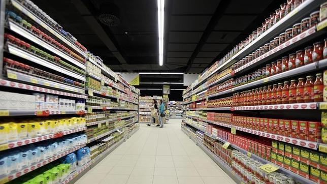 La OCU advierte de que los formatos 3x2 en la compra «no siempre son más baratos»