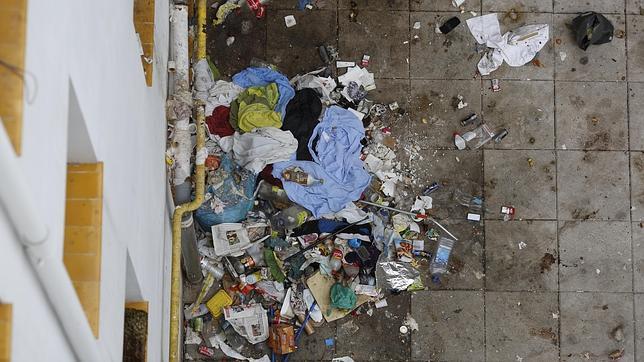 Un fortín de mugre y delincuencia en el barrio de Salamanca