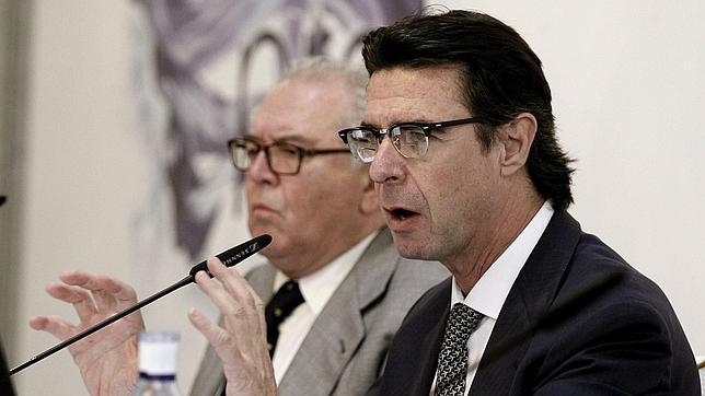 Soria ve «poco planteable» la propuesta del PSOE de dar luz y gas gratis a los más desfavorecidos