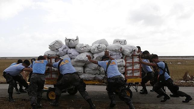 España envía dos aviones con ayuda humanitaria de urgencia