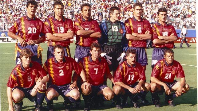 Debut de España en el Mundial ante Corea del Sur. Abelardo; Alkorta; Cañizares; Ferrer; Goicoechea; Julen Guerrero; Hierro; Luis Enrique; Nadal; Julio Salinas; Sergi