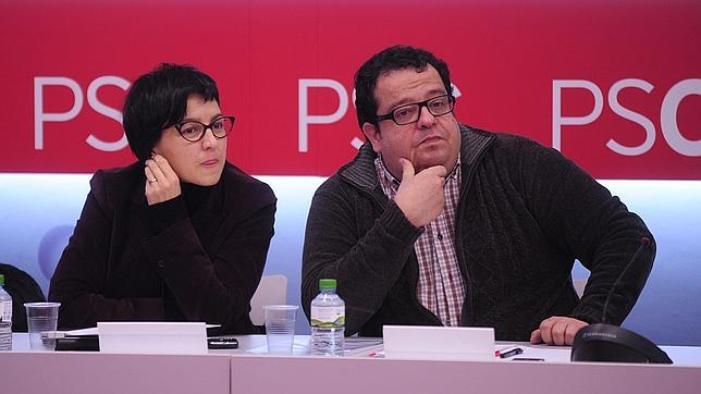 Los críticos del PSC piden coherencia y defienden el derecho a decidir