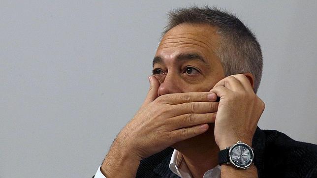 Críticos del PSC admiten que estudian romper la disciplina de voto en Parlament