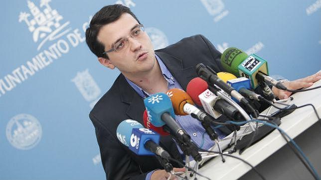 El Ayuntamiento dejará de prestar servicios de dependencia si la Junta no paga