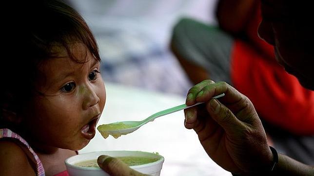 Casi ocho millones de mujeres y niños necesitan ayuda en Filipinas