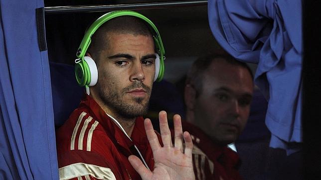 Víctor Valdés, seis semanas de baja