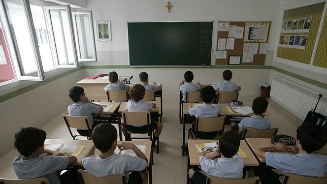 Alumnos de un centro de educación diferenciada por sexos