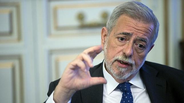 Hacienda exige a Cataluña, Murcia, Andalucía y Valencia más recortes para cumplir el déficit