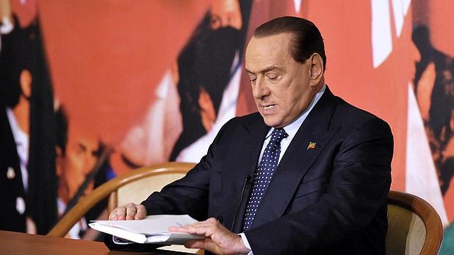 Berlusconi quiere aferrarse a su escaño y abre la puerta a no apoyar al Gobierno