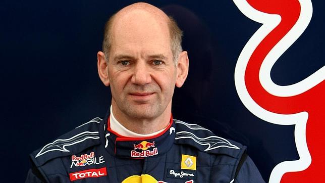 Newey: «Recibo ofertas, pero soy leal a Red Bull»