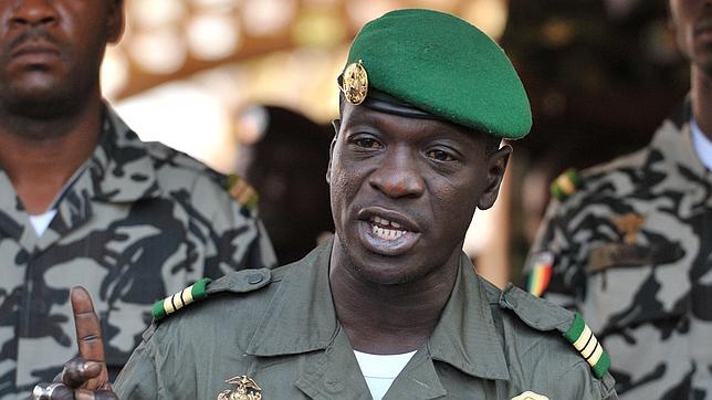 Detenido en Malí el líder del golpe militar del año pasado, Amadou Sanogo