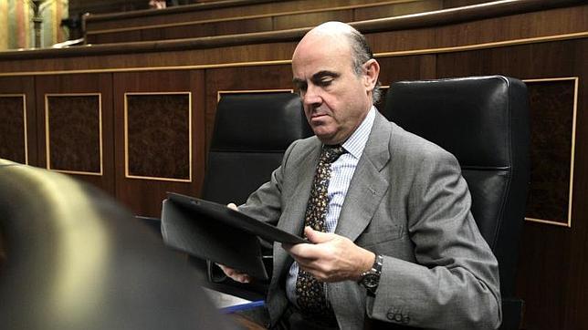 Luis de Guindos: «Bankia es parte de la solución de la economía española»
